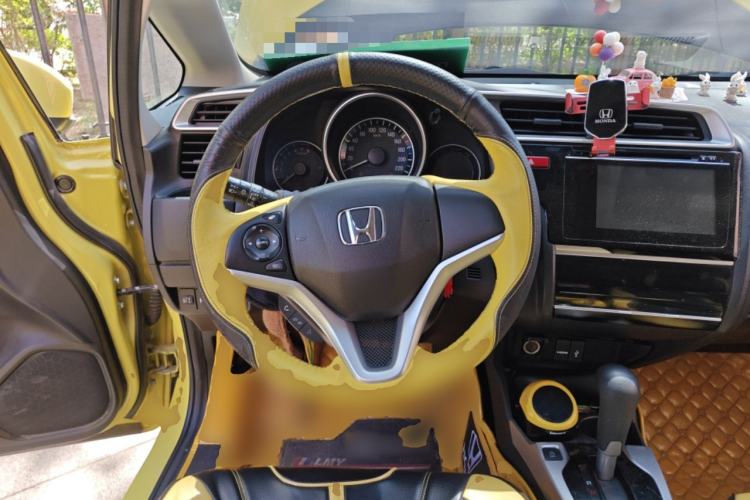 Used Honda Fit 2014 1.5L EXLI CVT Leading Model Steering Wheel
