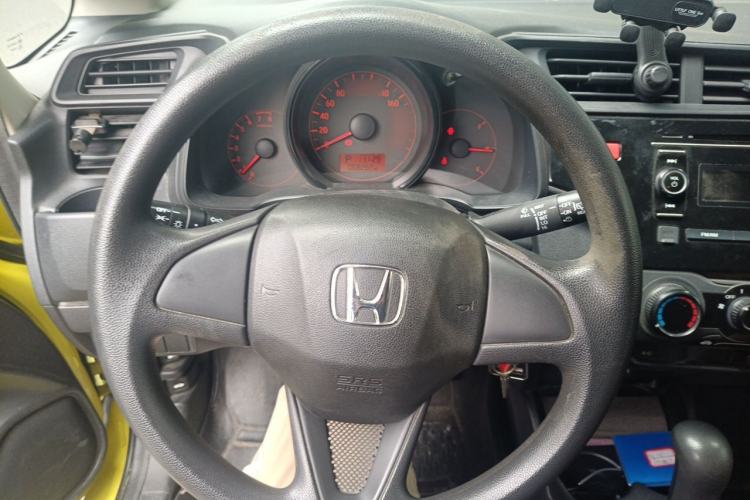 Used Honda Fit 2014 1.5L LX CVT Comfort Model Steering Wheel