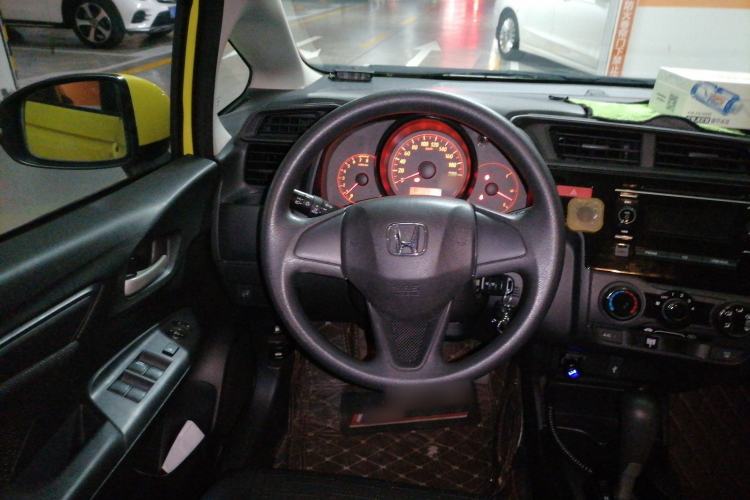 Used Honda Fit 2014 1.5L LX CVT Comfort Model Steering Wheel