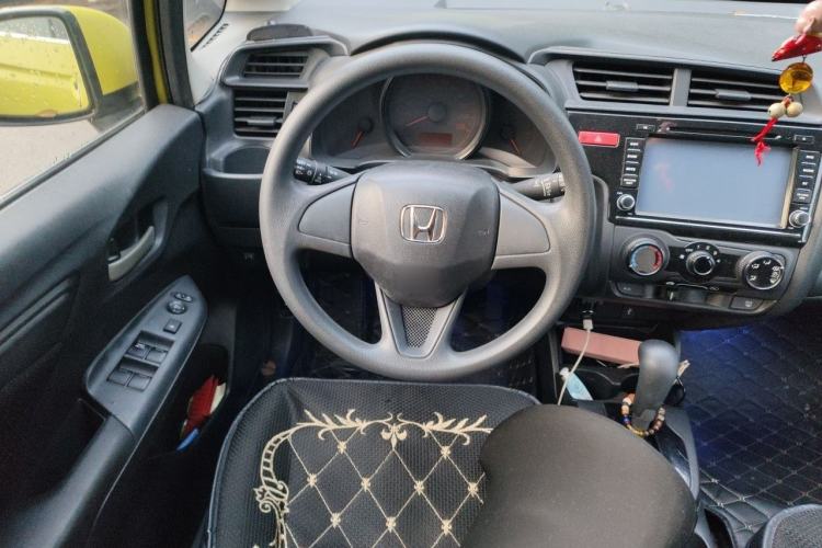 Used Honda Fit 2014 1.5L LX CVT Comfort Model Steering Wheel