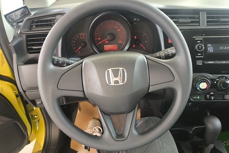 Used Honda Fit 2014 1.5L LX CVT Comfort Model Steering Wheel