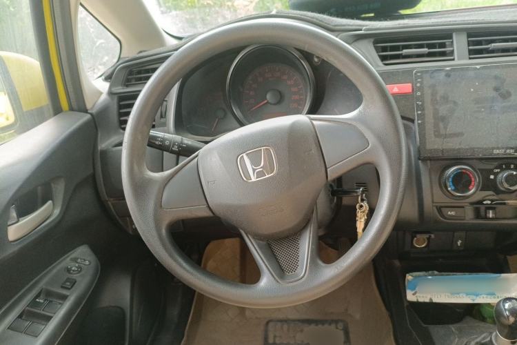 Used Honda Fit 2014 1.5L LX Manual Comfort Model Steering Wheel
