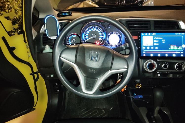 Used Honda Fit 2014 1.5L SE CVT Fashion Model Steering Wheel