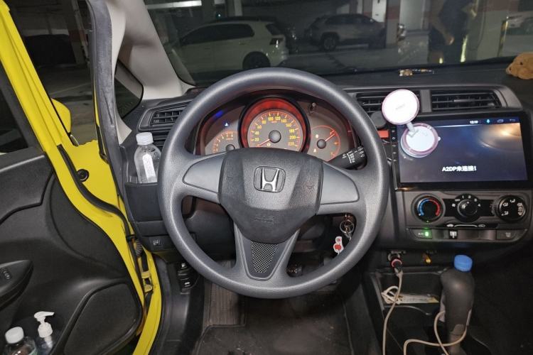 Used Honda Fit 2014 1.5L LX CVT Comfort Model Steering Wheel