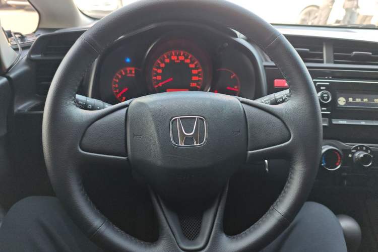Used Honda Fit 2014 1.5L LX CVT Comfort Model Steering Wheel