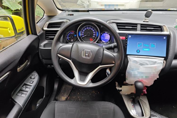 Used Honda Fit 2014 1.5L SE CVT Fashion Model Steering Wheel
