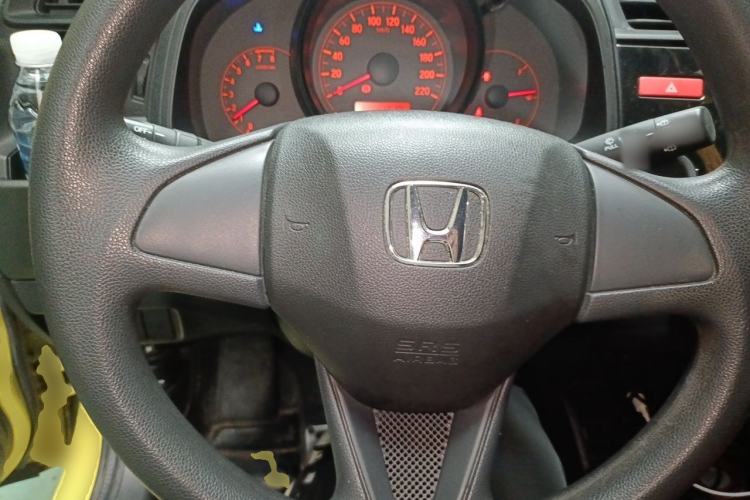 Used Honda Fit 2014 1.5L LX CVT Comfort Model Steering Wheel