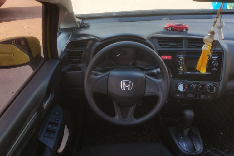 Used Honda Fit 2014 1.5L LX CVT Comfort Model Steering Wheel