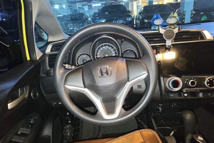 Used Honda Fit 2014 1.5L SE CVT Fashion Model Steering Wheel