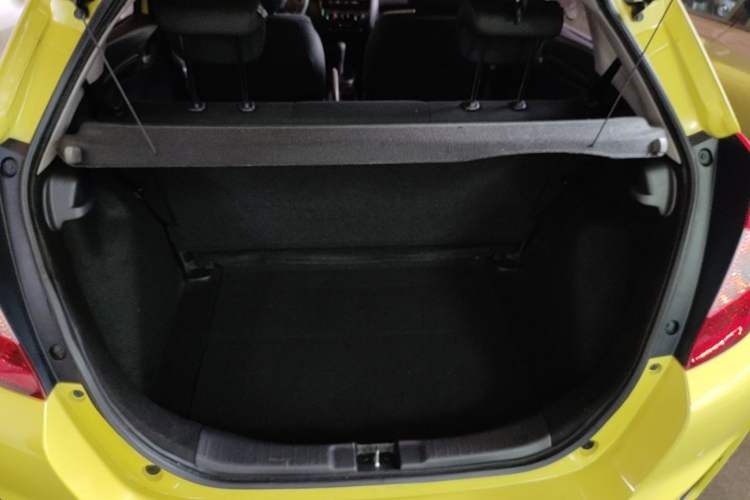 Used Honda Fit 2014 1.5L LX CVT Comfort Model Trunk