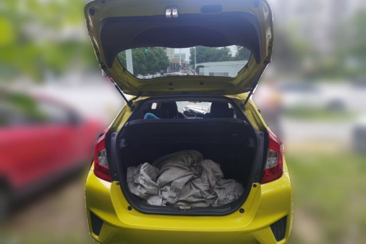 Used Honda Fit 2014 1.5L LX CVT Comfort Model Trunk