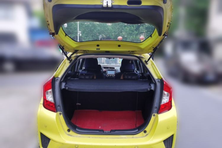 Used Honda Fit 2014 1.5L SE CVT Fashion Model Trunk