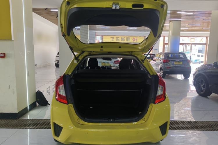 Used Honda Fit 2014 1.5L LX CVT Comfort Model Trunk