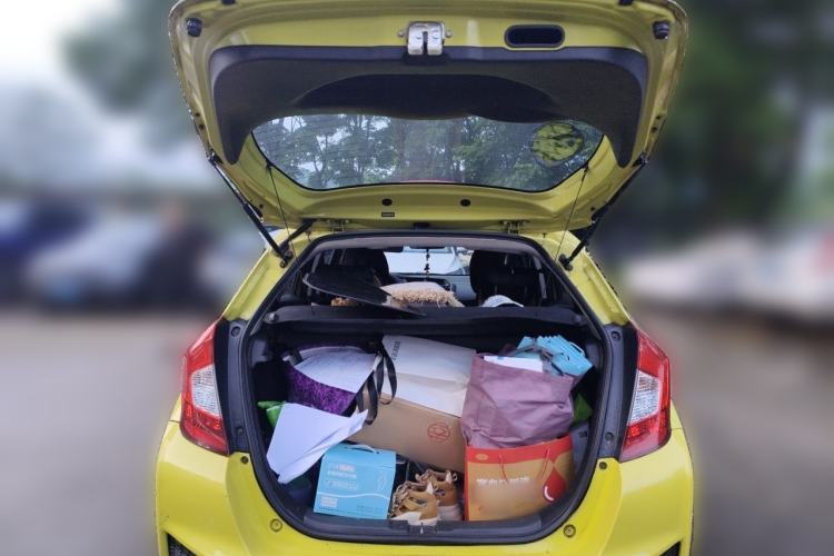 Used Honda Fit 2014 1.5L LX CVT Comfort Model Trunk