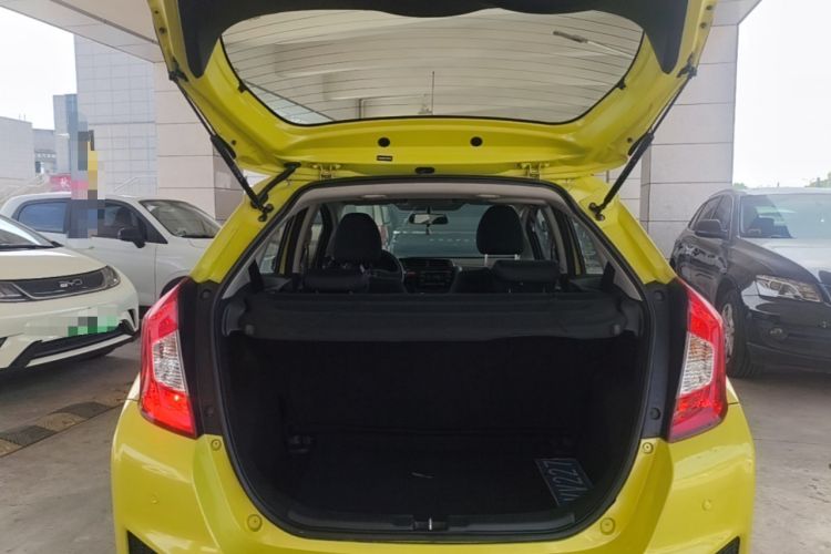 Used Honda Fit 2014 1.5L LX CVT Comfort Model Trunk