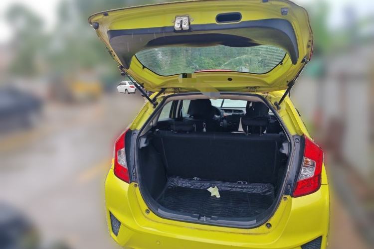 Used Honda Fit 2014 1.5L LX CVT Comfort Model Trunk