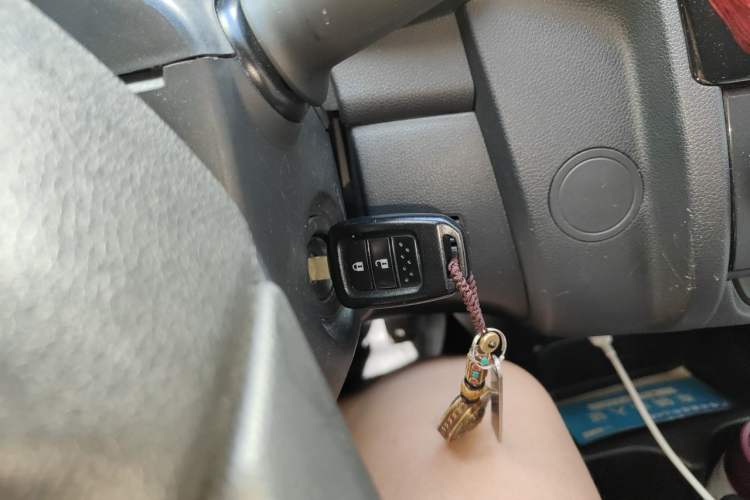 Used Honda Fit 2014 1.5L SE CVT Fashion Model Vehicle Key
