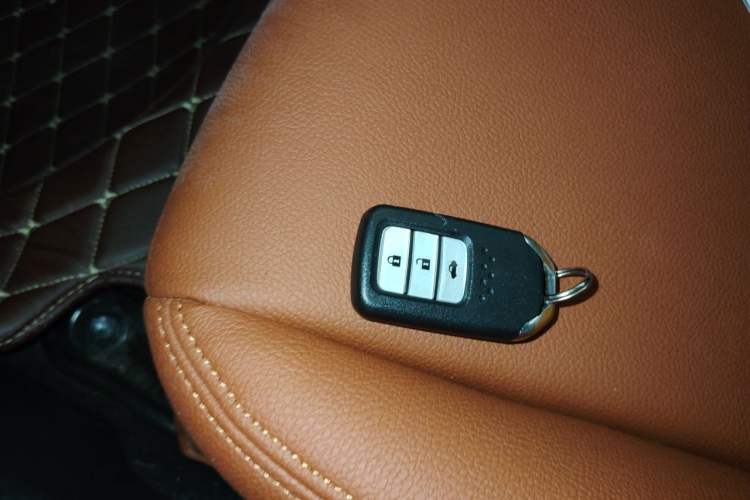 Used Honda Fit 2014 1.5L LX CVT Comfort Model Vehicle Key