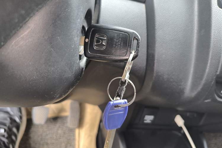 Used Honda Fit 2014 1.5L LX Manual Comfort Model Vehicle Key
