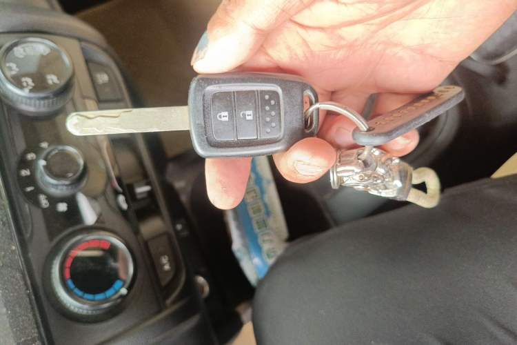 Used Honda Fit 2014 1.5L LX Manual Comfort Model Vehicle Key