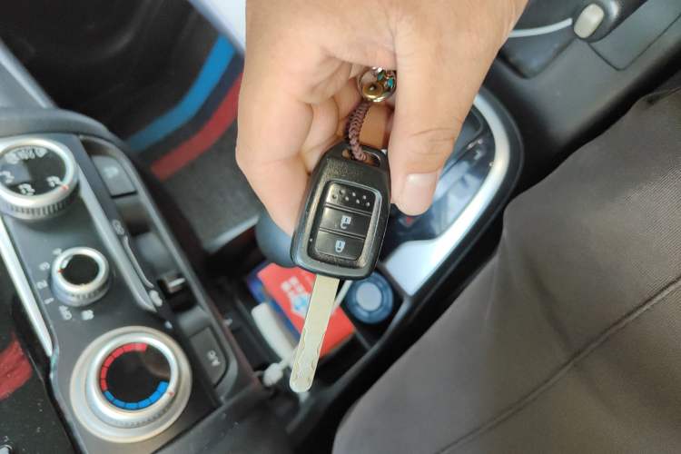 Used Honda Fit 2014 1.5L SE CVT Fashion Model Vehicle Key