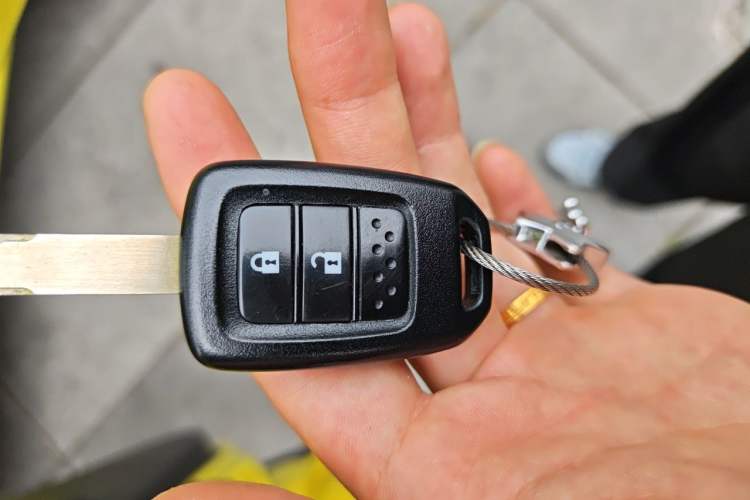 Used Honda Fit 2014 1.5L SE CVT Fashion Model Vehicle Key