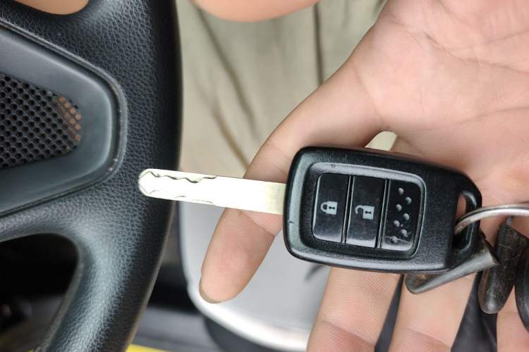 Used Honda Fit 2014 1.5L LX CVT Comfort Model Vehicle Key