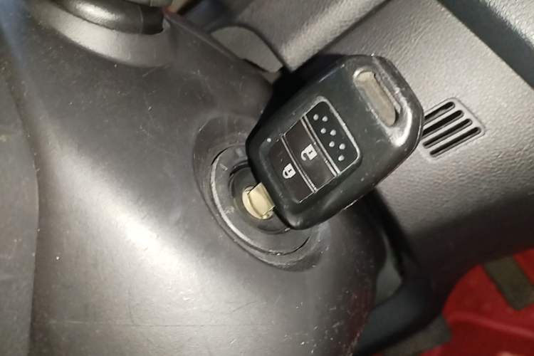 Used Honda Fit 2014 1.5L LX CVT Comfort Model Vehicle Key