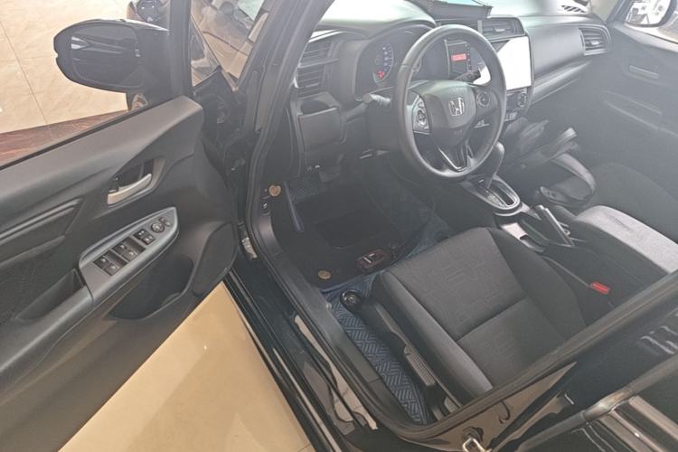 Used Honda Fit 2016 1.5L LXS CVT Comfort Sunroof Version Driver Seat