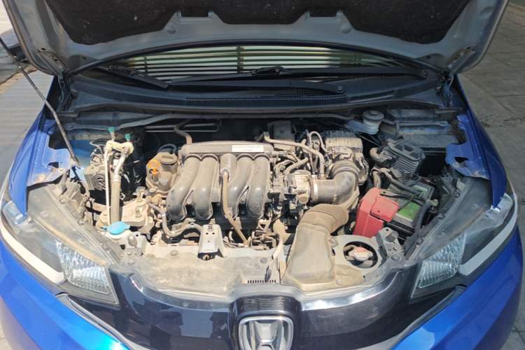 Used Honda Fit 2016 1.5L LXS CVT Comfort Sunroof Version Engine Bay
