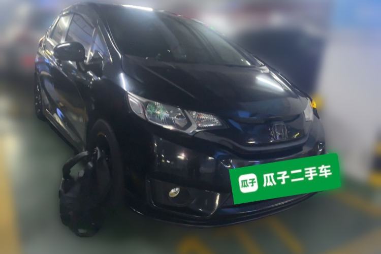 Used Honda Fit 2016 1.5L LXS CVT Comfort Sunroof Version Front Right 45 Deg