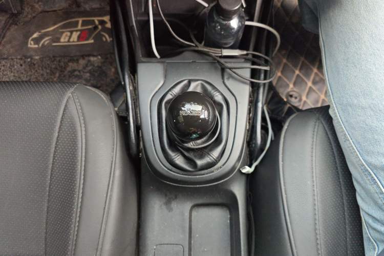 Used Honda Fit 2016 1.5L LX Manual Comfort Model Gear Lever