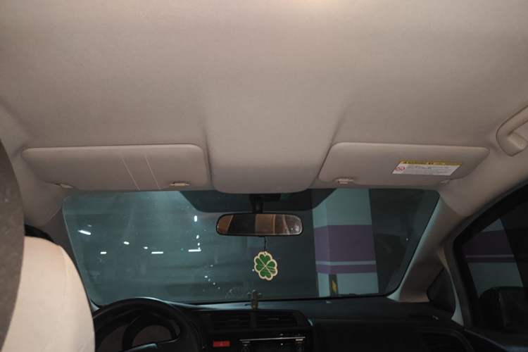 Used Honda Fit 2016 1.5L LX CVT Comfort Model Headliner