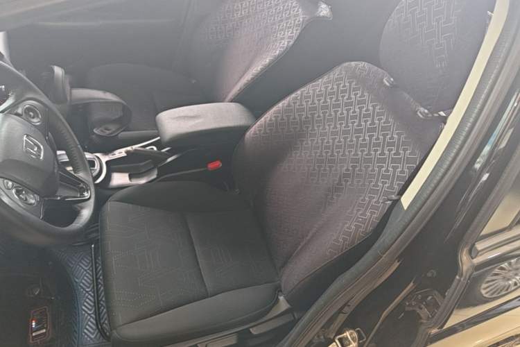 Used Honda Fit 2016 1.5L LXS CVT Comfort Sunroof Version Left Front Seat