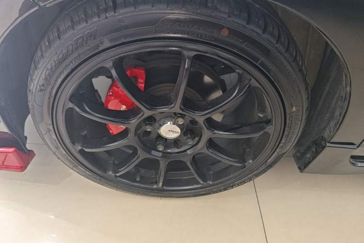 Used Honda Fit 2016 1.5L LXS CVT Comfort Sunroof Version Left Front Wheel Hub