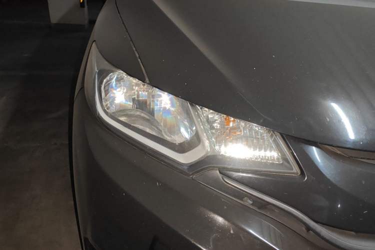Used Honda Fit 2016 1.5L LX CVT Comfort Model Right Front Headlight