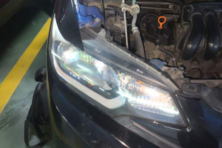 Used Honda Fit 2016 1.5L LXS CVT Comfort Sunroof Version Right Front Headlight