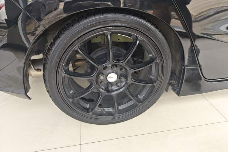 Used Honda Fit 2016 1.5L LXS CVT Comfort Sunroof Version Right Rear Wheel Hub