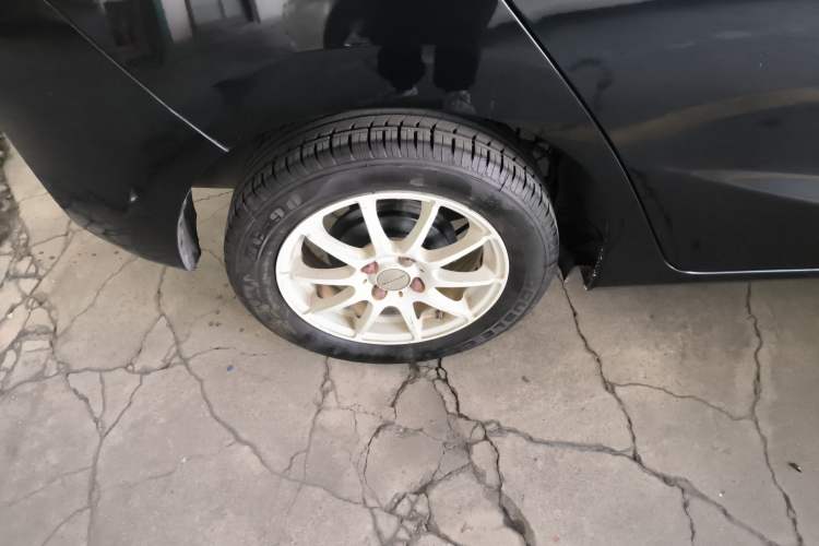 Used Honda Fit 2016 1.5L LXS CVT Comfort Sunroof Version Right Rear Wheel Hub
