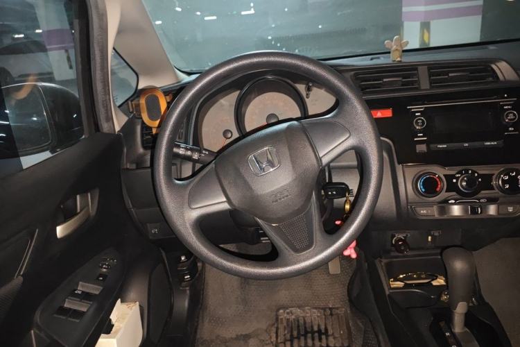 Used Honda Fit 2016 1.5L LX CVT Comfort Model Steering Wheel