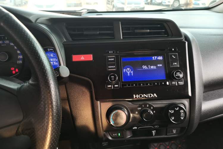 Used Honda Fit 2016 1.5L LXS CVT Comfort Sunroof Version Audio And AC Panel