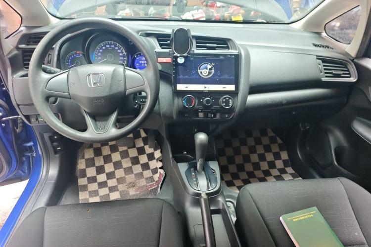 Used Honda Fit 2016 1.5L LXS CVT Comfort Sunroof Version Center Console