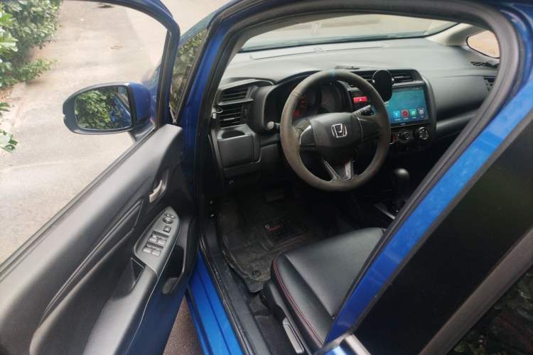 Used Honda Fit 2016 1.5L LX CVT Comfort Model Driver Seat