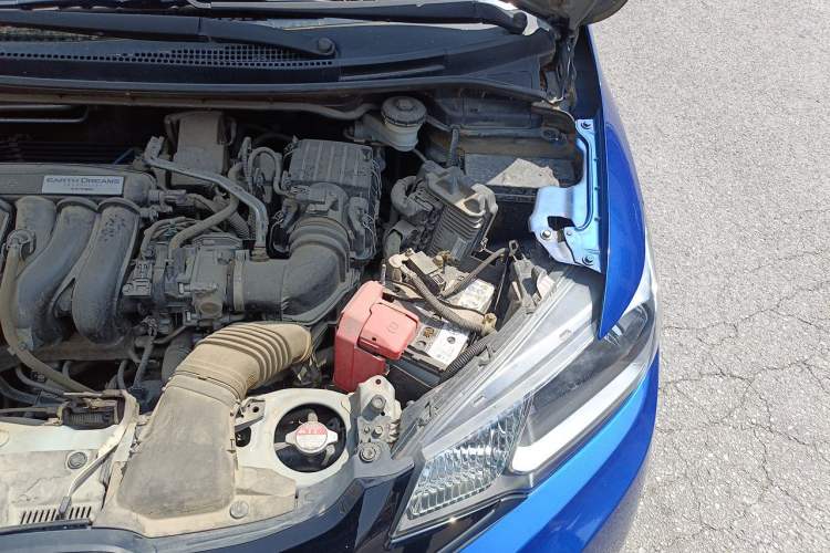 Used Honda Fit 2016 1.5L LXS CVT Comfort Sunroof Version Engine Bay Left