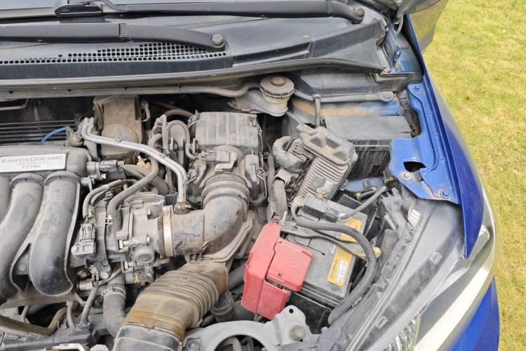 Used Honda Fit 2016 1.5L LX CVT Comfort Model Engine Bay Left
