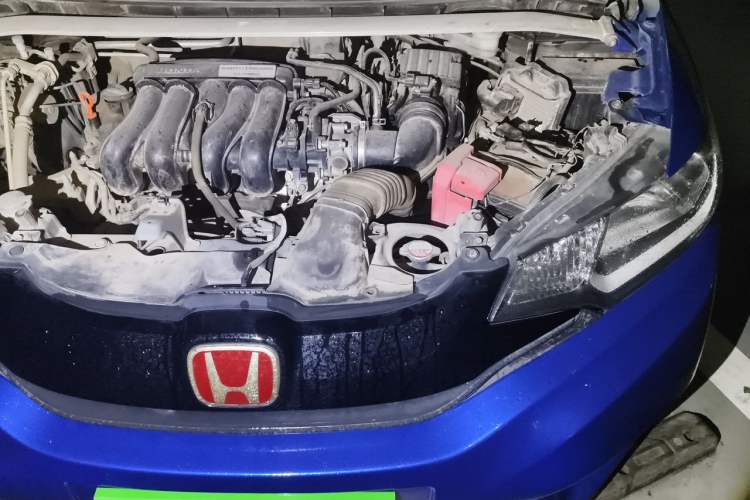 Used Honda Fit 2016 1.5L LX Manual Comfort Model Engine Bay Left