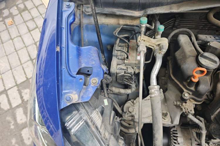 Used Honda Fit 2016 1.5L LX Manual Comfort Model Engine Bay Right