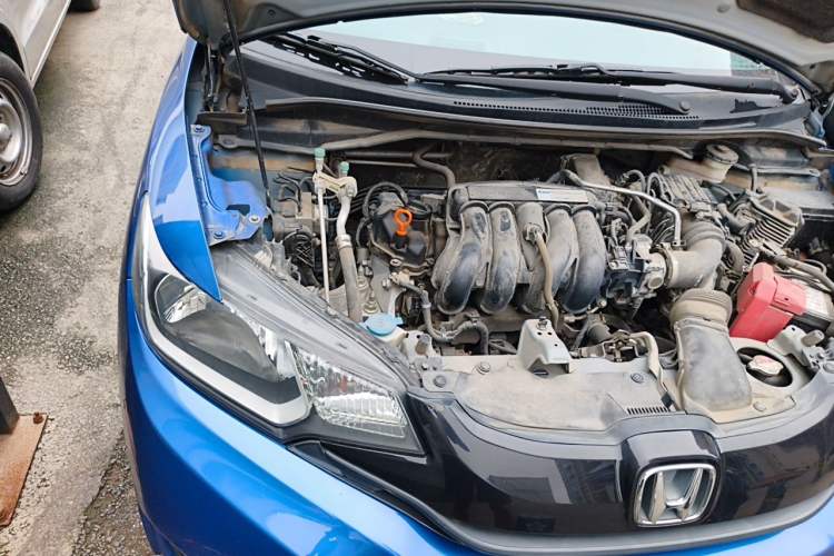 Used Honda Fit 2016 1.5L LX CVT Comfort Model Engine Bay Right