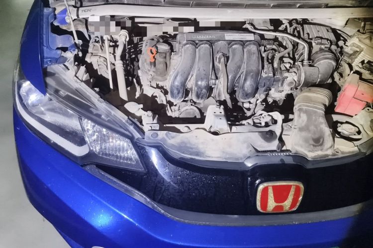 Used Honda Fit 2016 1.5L LX Manual Comfort Model Engine Bay Right