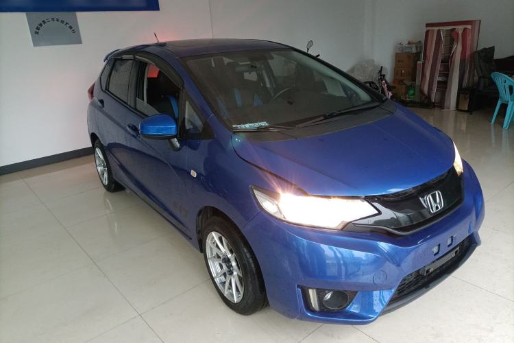 Used Honda Fit 2016 1.5L LXS CVT Comfort Sunroof Version Exterior 1